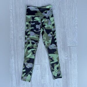 Zyia Green and Black Camo Leggings Size 0